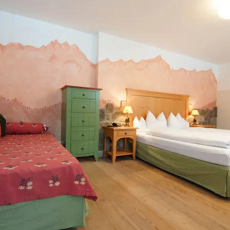 Landkomforthotel Panorama & Restaurant Bella Vista Готель