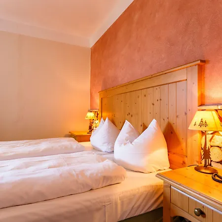 Готель Landkomforthotel Panorama & Restaurant Bella Vista