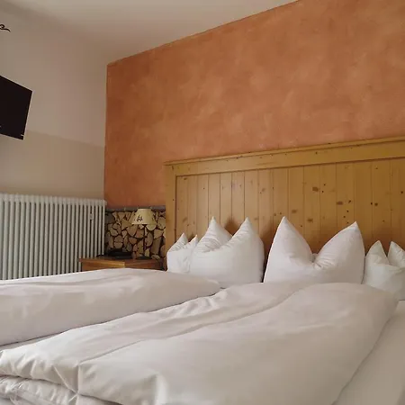 Landkomforthotel Panorama & Restaurant Bella Vista Готель